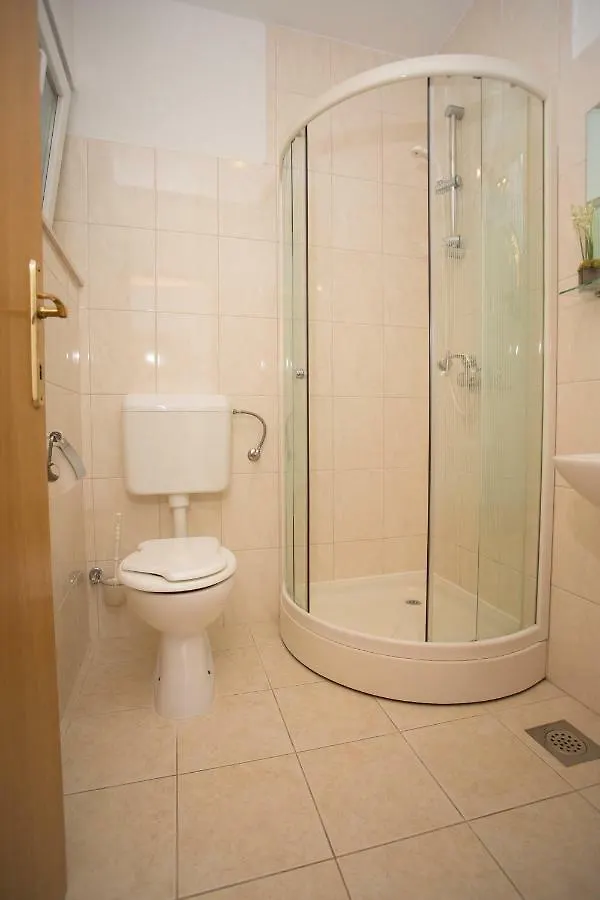 Apartmani Bruna Plano 0*,  Croatia