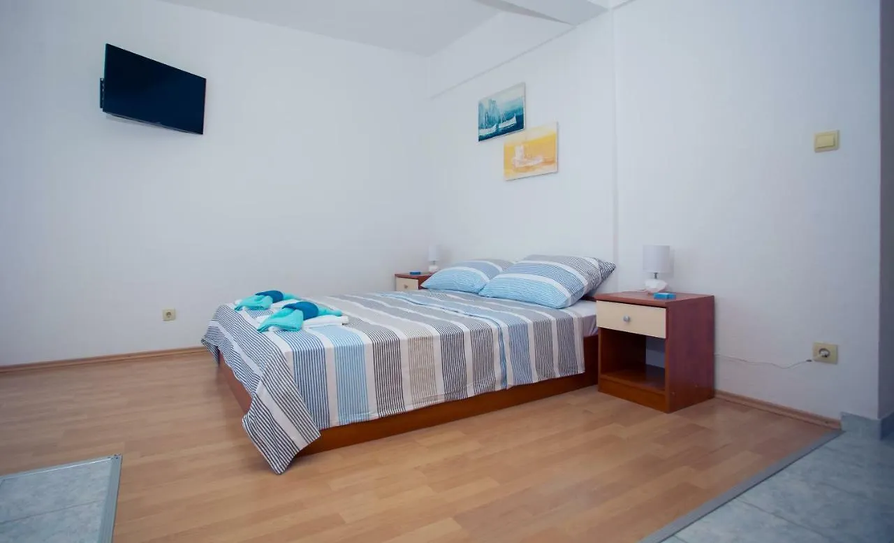 Apartment Apartmani Bruna Plano